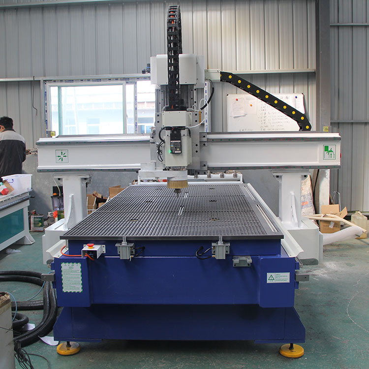 1325 3 แกน CNC Router Atc เครื่องแกะสลัก CNC สำหรับเฟอร์นิเจอร์ประตู